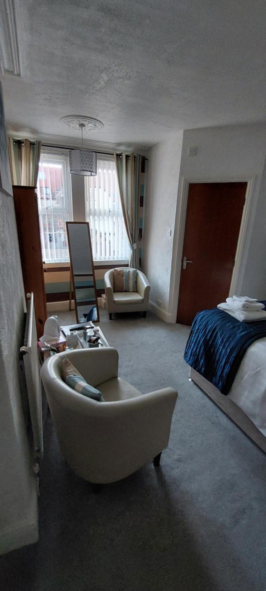 Glenavon Guest House Llandudno Exterior photo